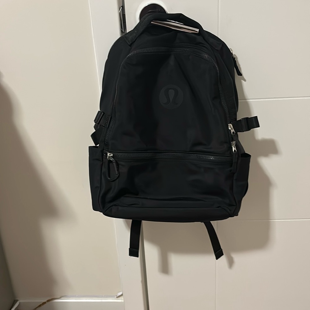 COPY - Lululemon New Crew Backpack 22L